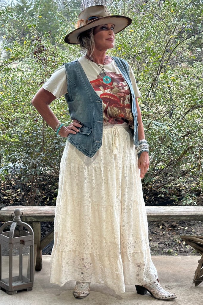 Romantic Views Skirt - Parchment