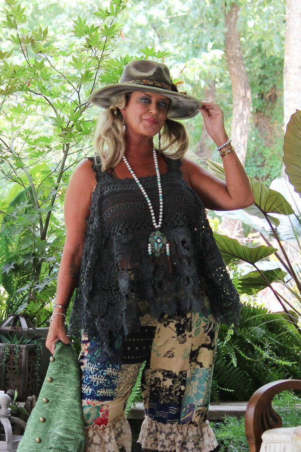 Forever Timeless Tank - Charcoal
