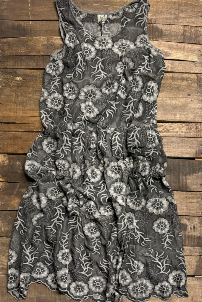 Garden Bliss Dress - Vintage Black