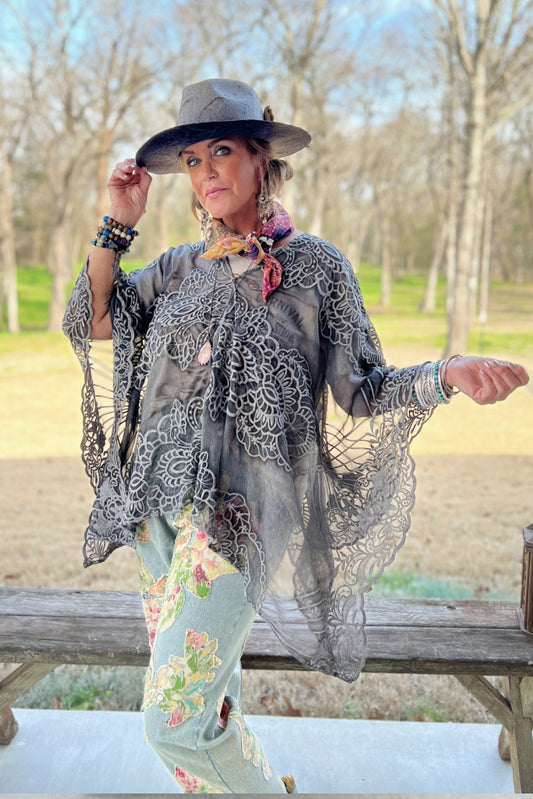 Garden Bliss Poncho - Vintage Black