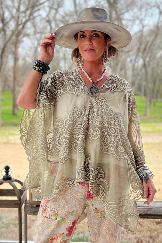 Garden Bliss Poncho - Vintage Stone