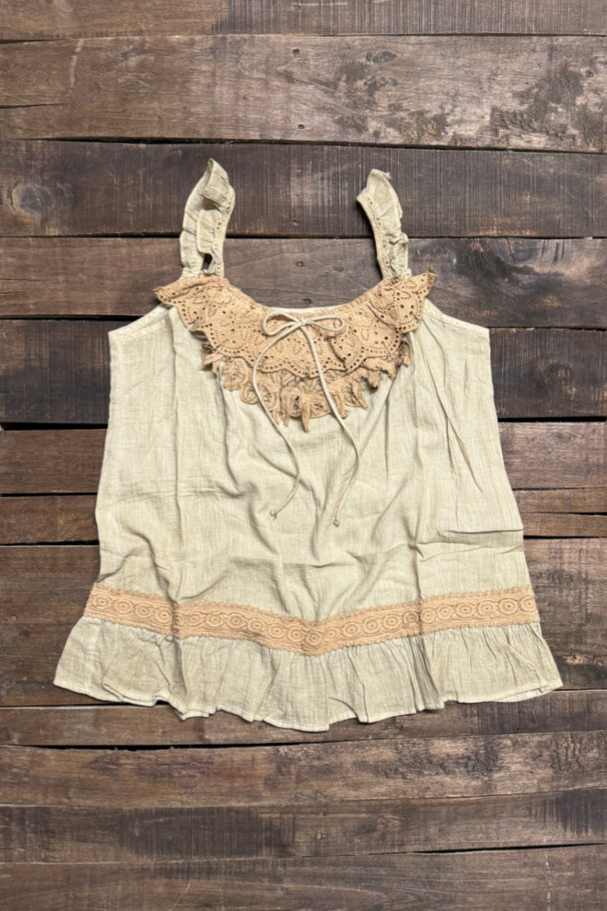 Ruffling Feathers Tank - Tea Stain